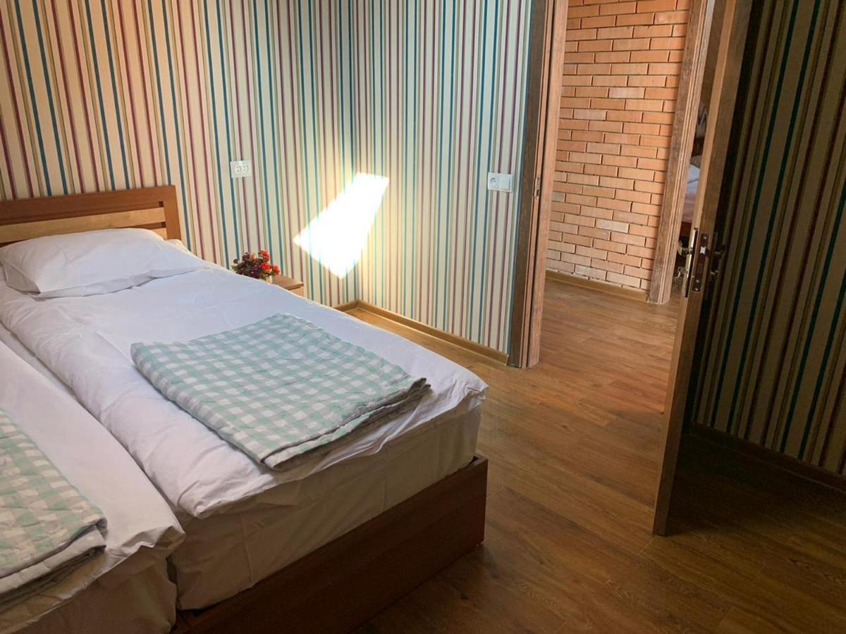 Bolnisi Elia Hotel Buitenkant foto