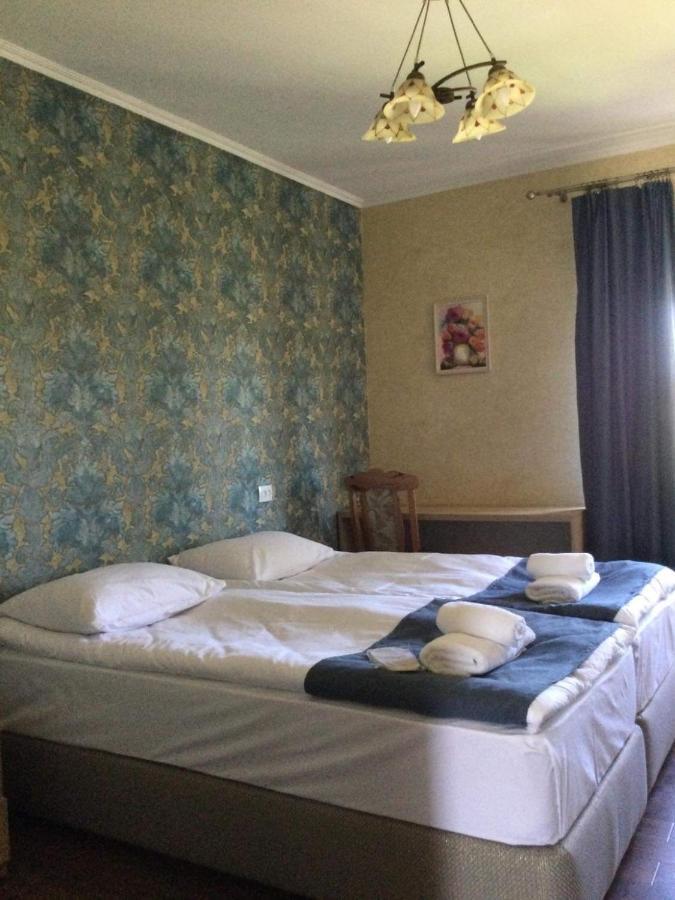 Bolnisi Elia Hotel Buitenkant foto