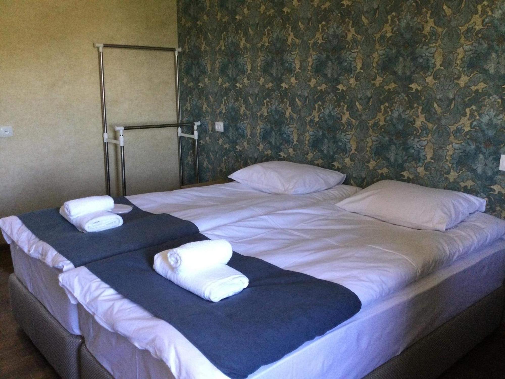 Bolnisi Elia Hotel Buitenkant foto